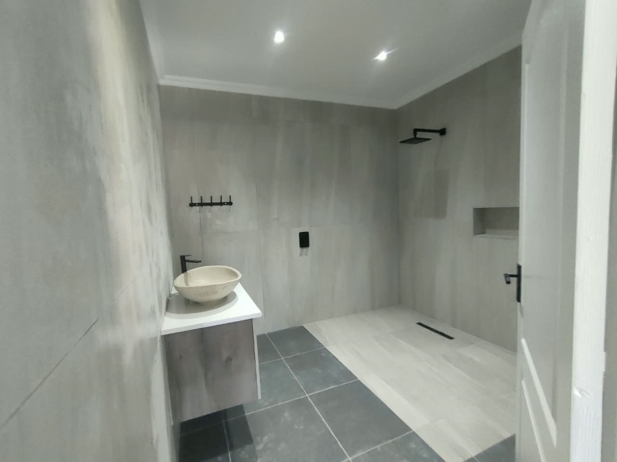 3 Bedroom Property for Sale in Marina Martinique Eastern Cape
